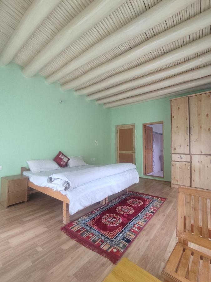 Streamlet Homestay Лех Экстерьер фото