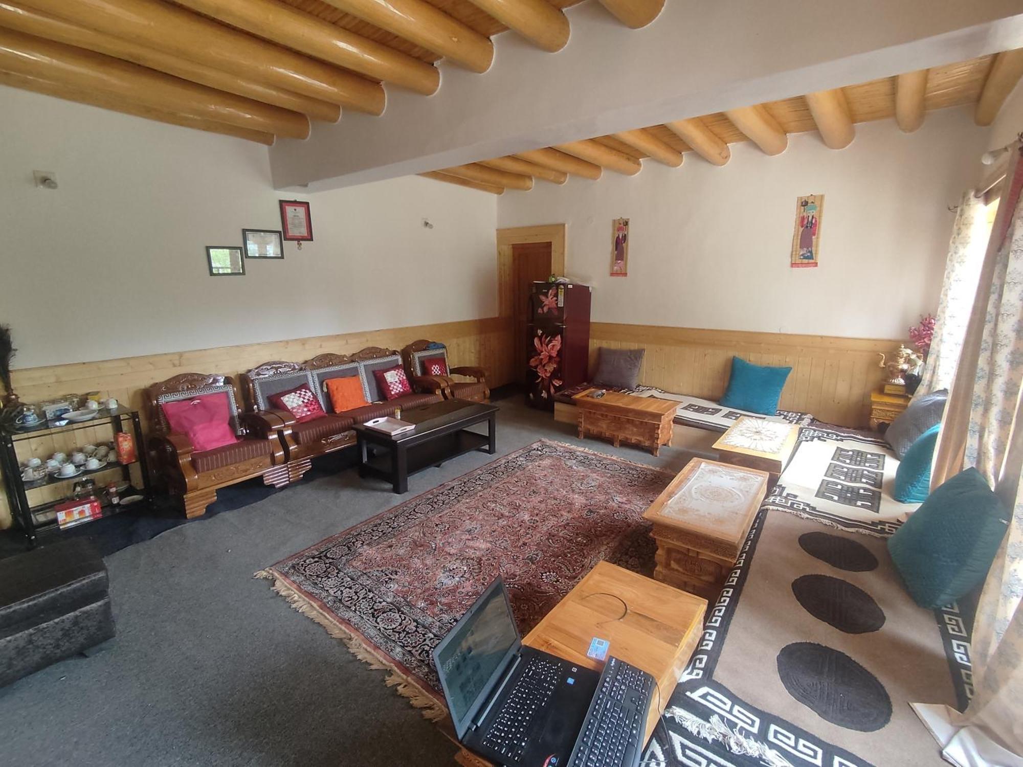 Streamlet Homestay Лех Экстерьер фото