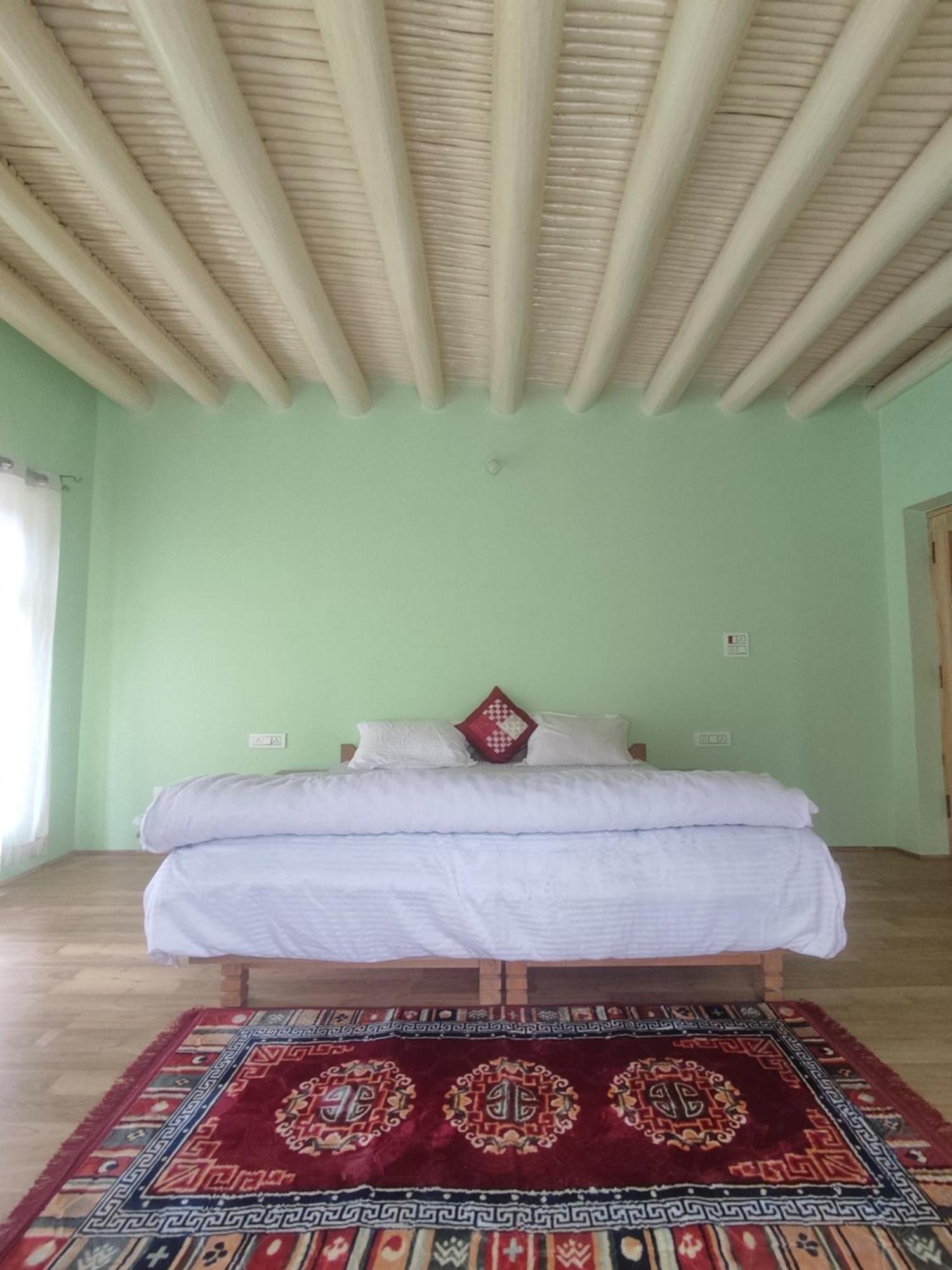 Streamlet Homestay Лех Экстерьер фото