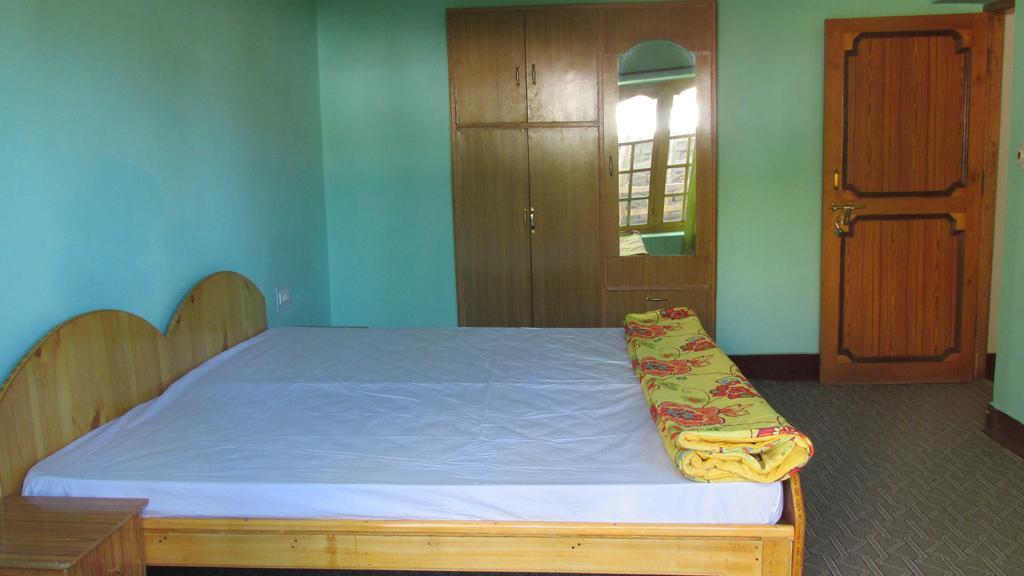 Streamlet Homestay Лех Экстерьер фото